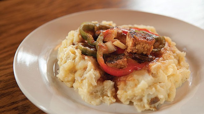 Pepper-steak tempeh with mashed potatoes and local organic peppers at Randita's Organic Vegan Café