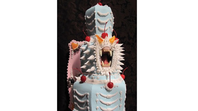 Scott Hove's luscious cake sculptures have teeth &#8212; and jaws