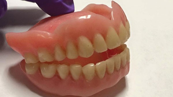Bridgeville Police Department's photo of false teeth as seen on KDKA's Facebook page and website