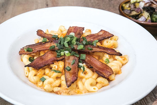 3 Rivers Mac & Cheese with bacon