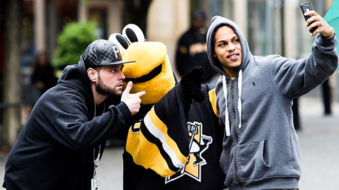 Pittsburgh holds Penguins Playoff Rally in Market Square