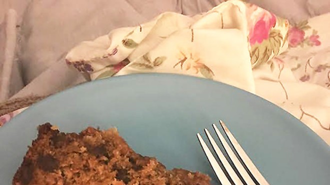 Banana-Flavored Chocolate Bread (in Bed)