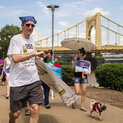 Pittsburgh 350 climate activists march ahead of Paris talks