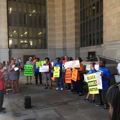Penn Plaza residents rally downtown against the loss of affordable housing