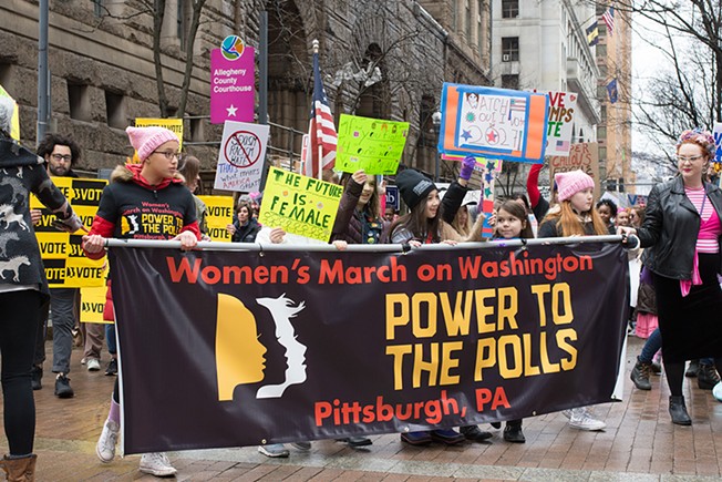 Thousands flood Downtown Pittsburgh for Women's March