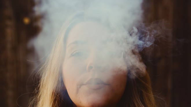 4 Best Bongs for Smoking Weed in 2024