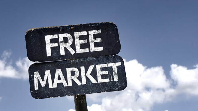 Community House Free Market