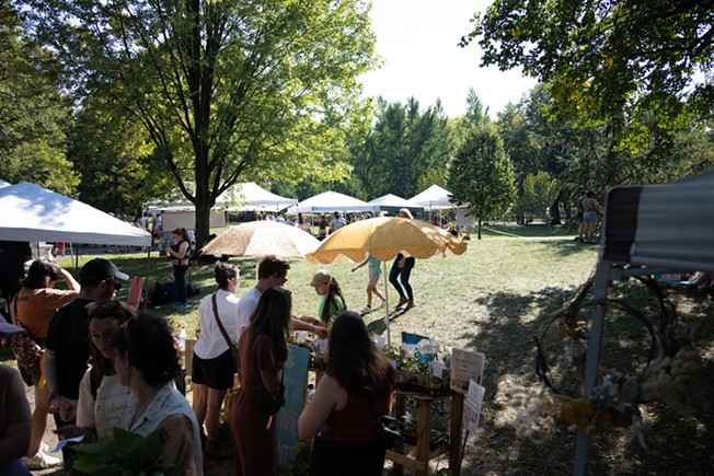 Grape stomping, pony rides, and happy Yinzers at the Pittsburgh County Fair