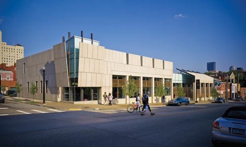 Amidst gloomy news about libraries, the North Side's new Carnegie Library is a bright spot.
