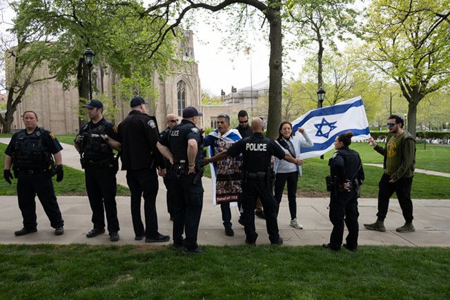 Palestine supporters protest at Pitt