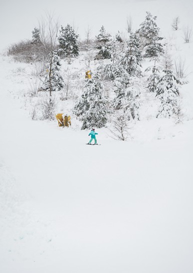 Pittsburgh's first snowfall attracts skiers and snowboarders to Boyce Park Ski Slopes