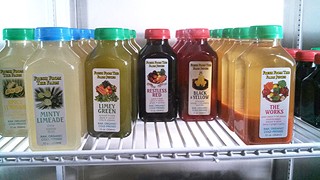 South Side juice-stand owner attracts good luck