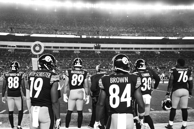 Pylon Pics: Ravens 26, Steelers 14
