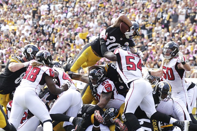 Pylon Pics: Pittsburgh Steelers Birth A Win