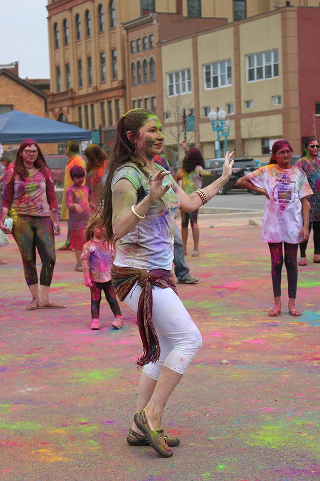 International Color Festival encourages people of all backgrounds to celebrate Holi as a community