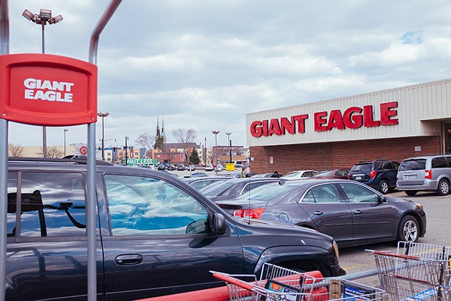 Giant Eagle to limit number of shoppers allowed in stores