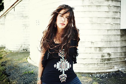 Rachael Yamagata on Mandy Moore, loving without fear and weathering a decade of music-industry storms