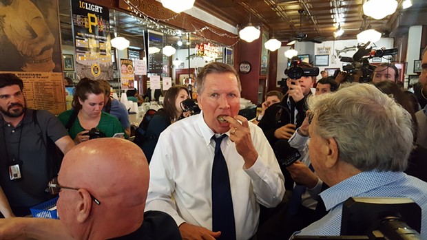 Ohio Gov. John Kasich makes presidential campaign stop at Pittsburgh's Original Oyster House
