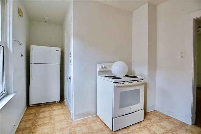Five cursed Pittsburgh apartment kitchens now on the market