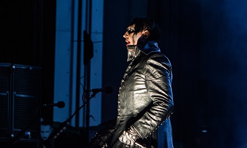 Marilyn Manson has a rough weekend, sustaining injuries in Pittsburgh and New York,  cancels next nine shows