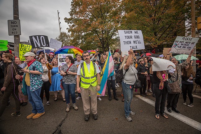 100 vs. 4: Pittsburgh protesters come out in force against the Westboro Baptist Church (3)