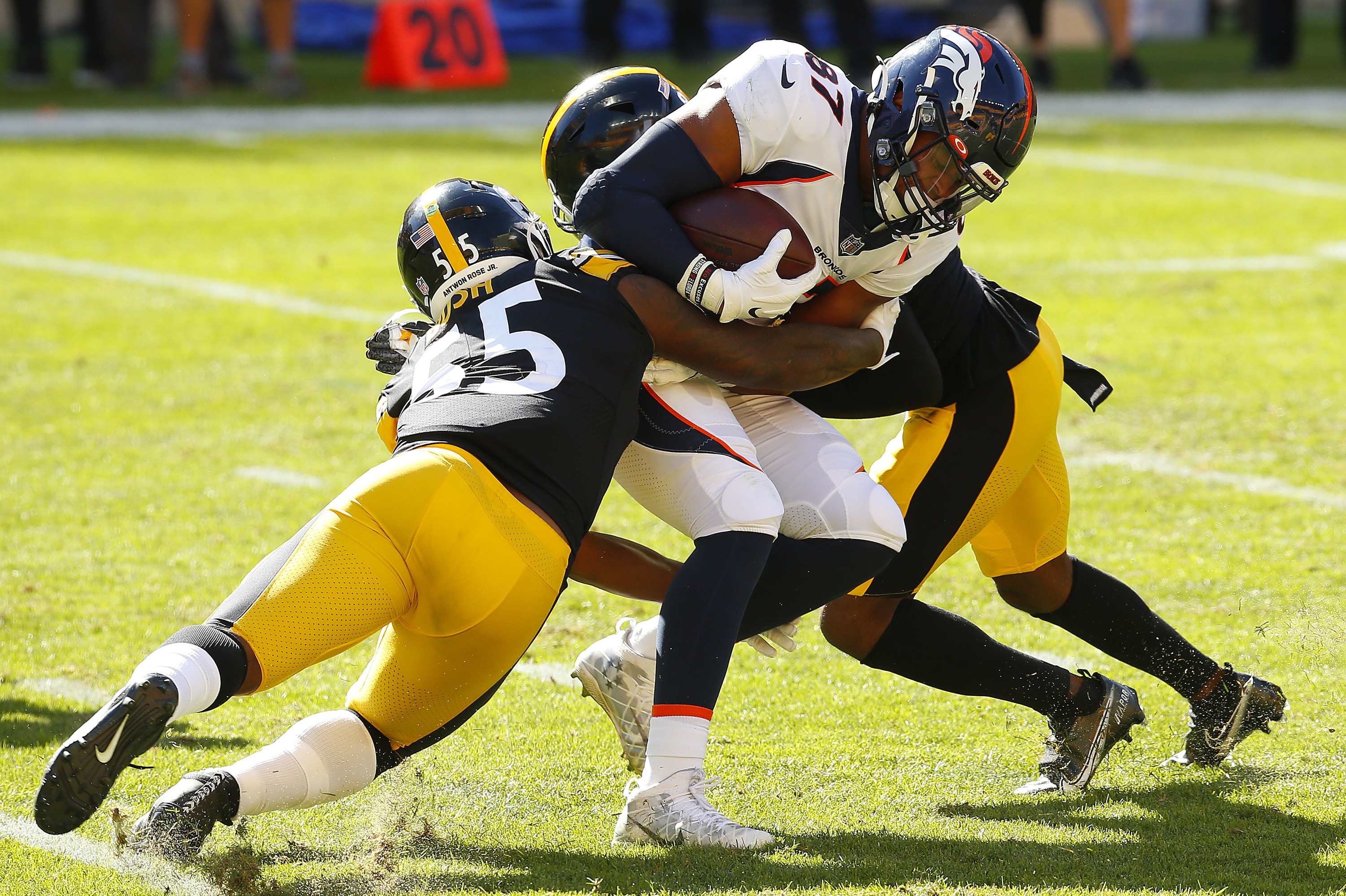 Steelers get 26-21 win at empty Heinz Field, Photos, Pittsburgh