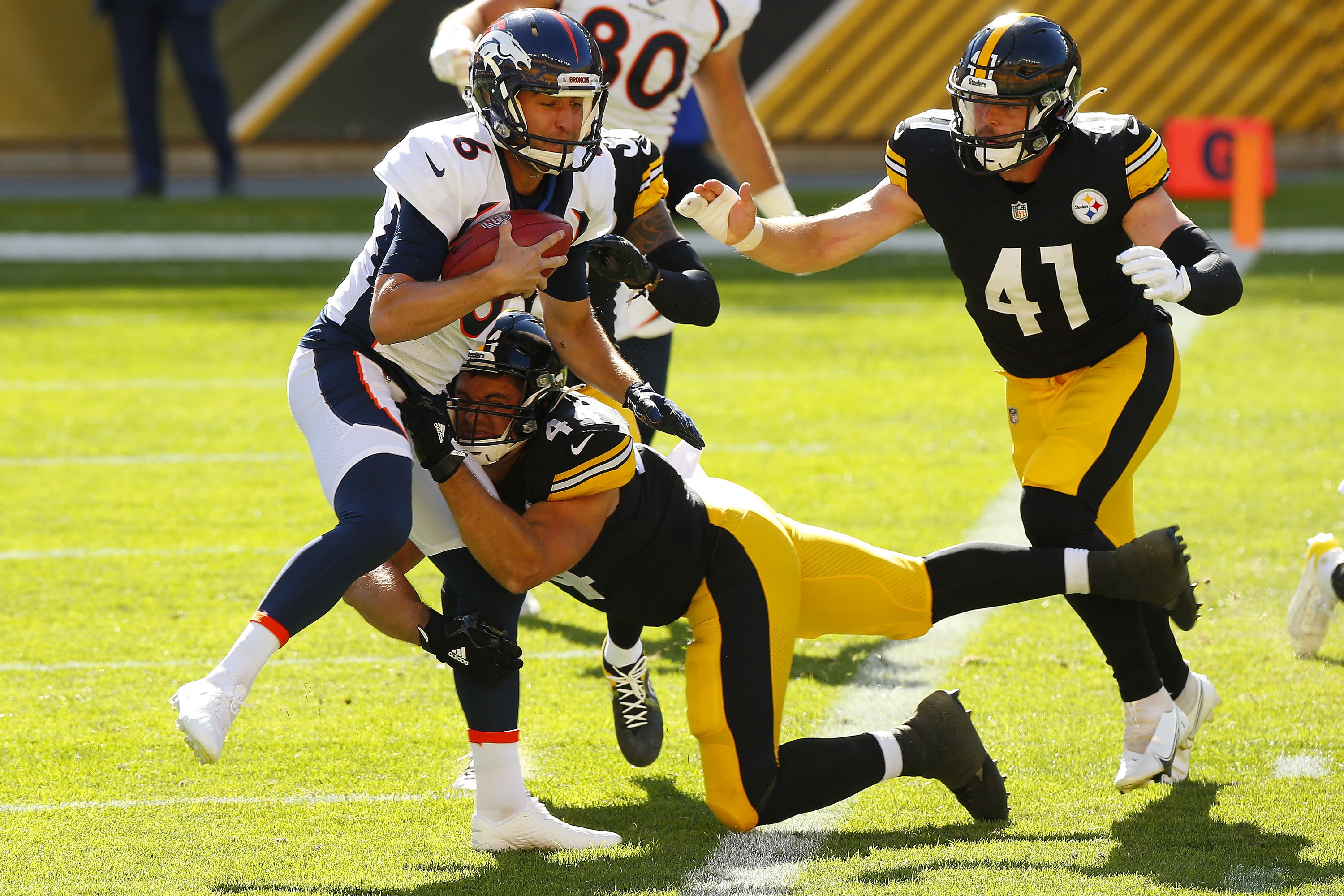 Steelers get 26-21 win at empty Heinz Field, Photos, Pittsburgh