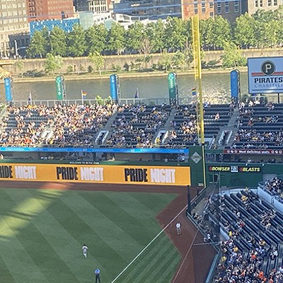 Love and Baseball: Super Pirates fan tying the knot at PNC Park on